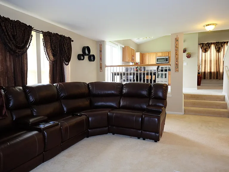 9653 Wexford Dr — Photo 7