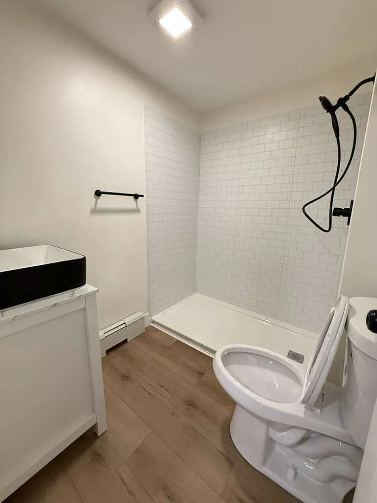2 bed, 950 sqft, $2,195 — Photo 3