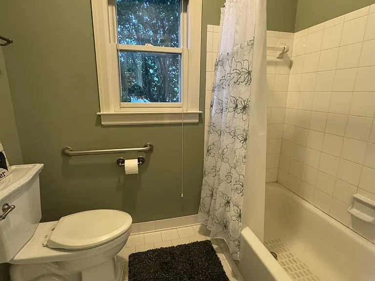 416 Towne Lake Pl — Photo 30