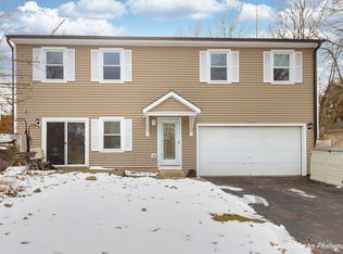 919 W Dale Ave, McHenry, IL 60051