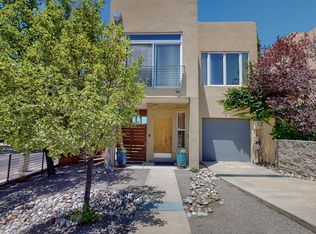 401 Ridge Pl NE, Albuquerque, NM 87106