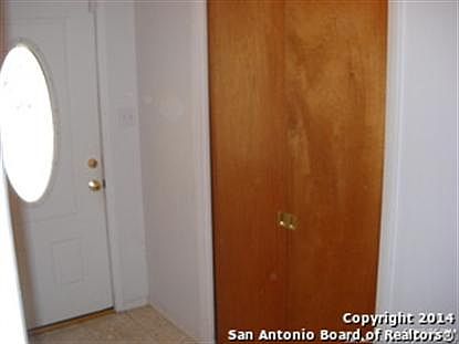 3rd image of 317 Driftwind Dr
