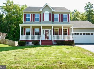 35 Bloomington Ln, Stafford, VA 22554