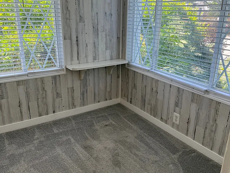 8 & 10 Gibbons Blvd — Photo 11