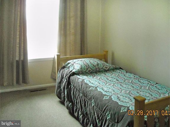 4th image of 5200 Hilltop Dr #131