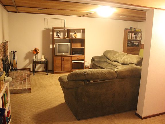 5th image of 22320 E Olympic Ave