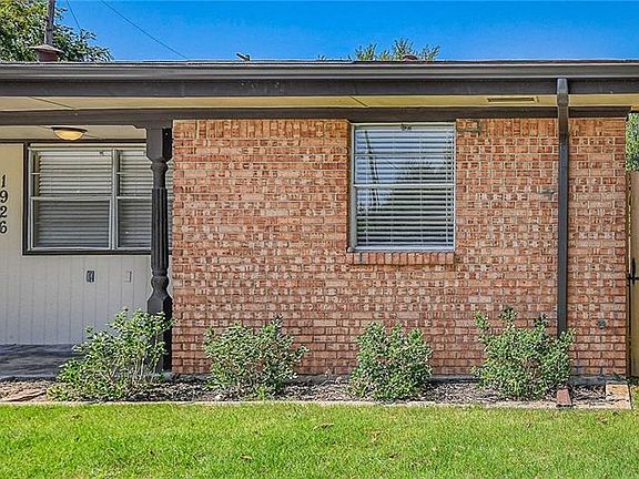 2nd image of 1926 Cherokee Ln #1928
