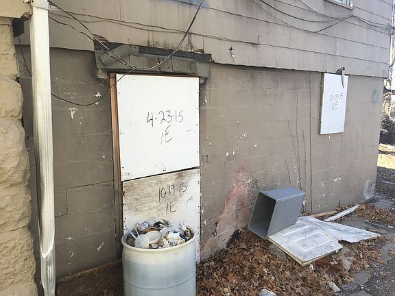 5th image of 5214 Saint John Ave