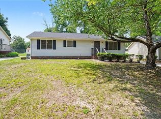 4215 Studio Ln, Greensboro, NC 27407