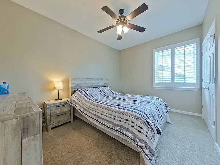 858 Solimar Way — Photo 10