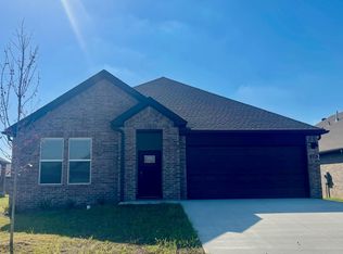 115 Molly Ln, Maumelle, AR 72113