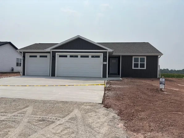 2071 White Dove Ln, Kaukauna, WI 54130