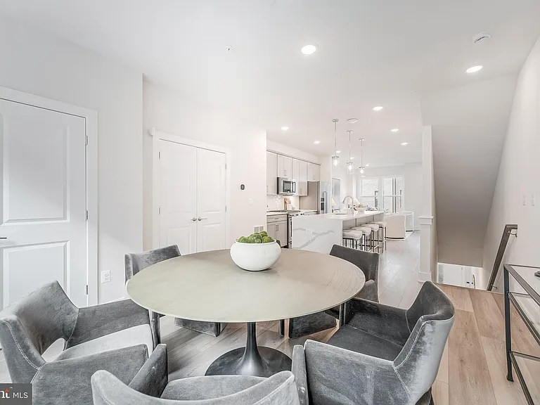 12742 Verdant Way — Photo 7