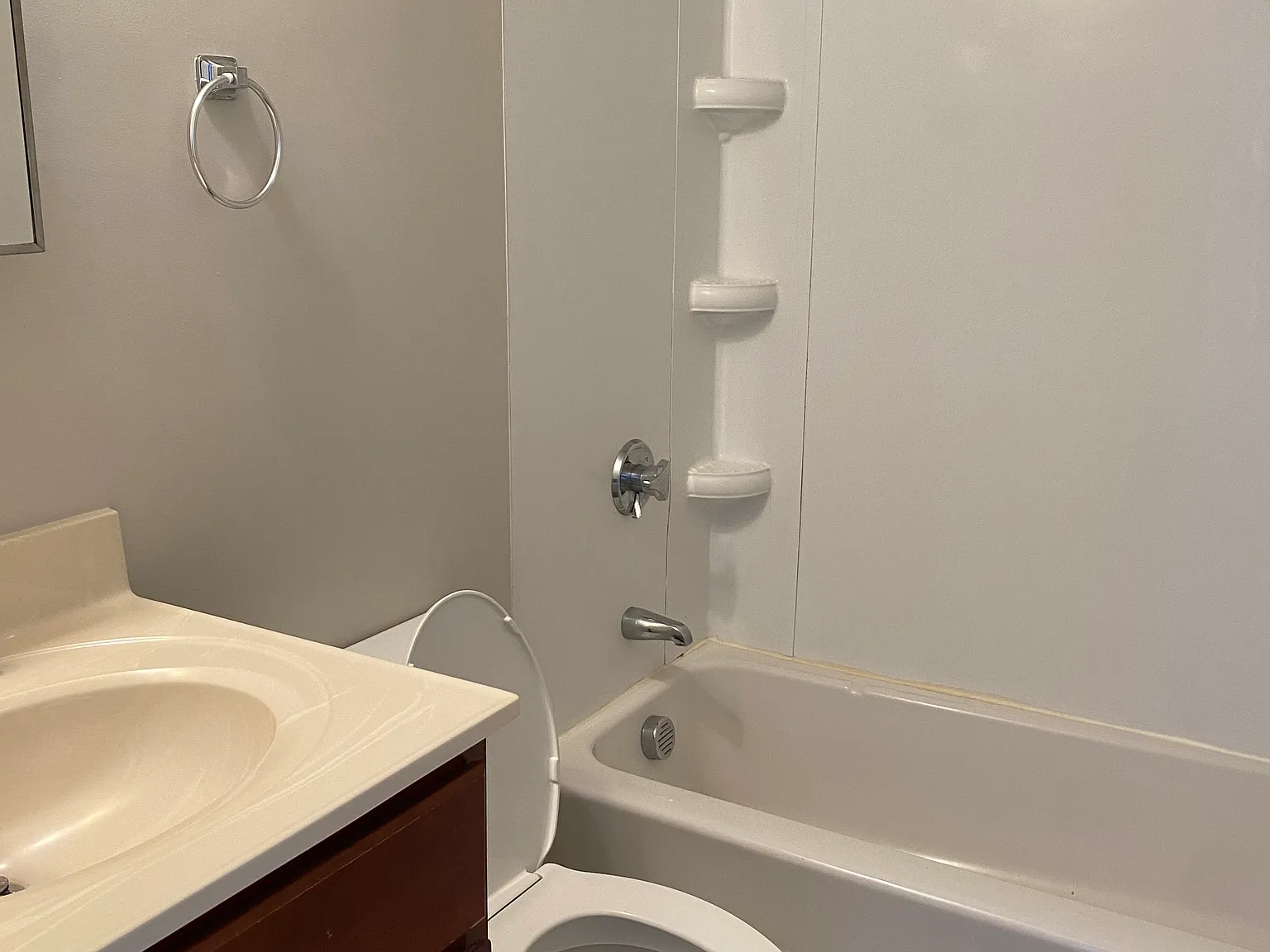 1 bed, 500 sqft, $1,650 — Photo 3