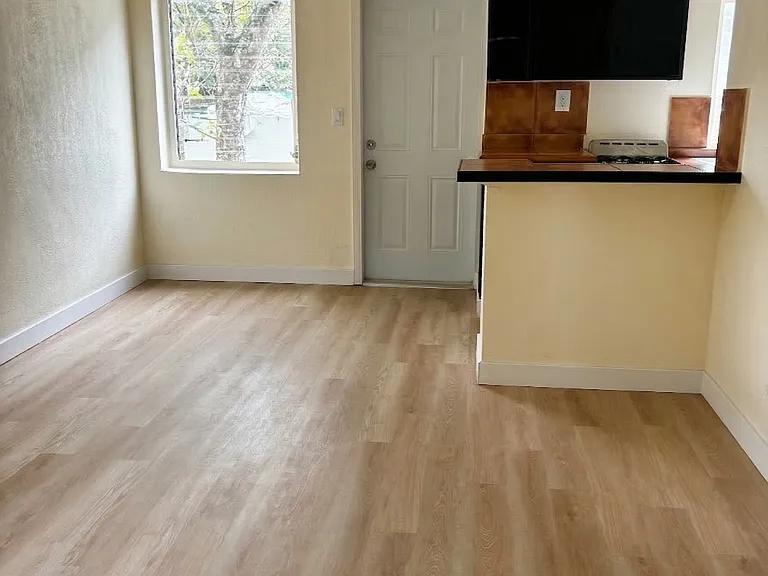 12287 NE 7th Ave — Photo 10
