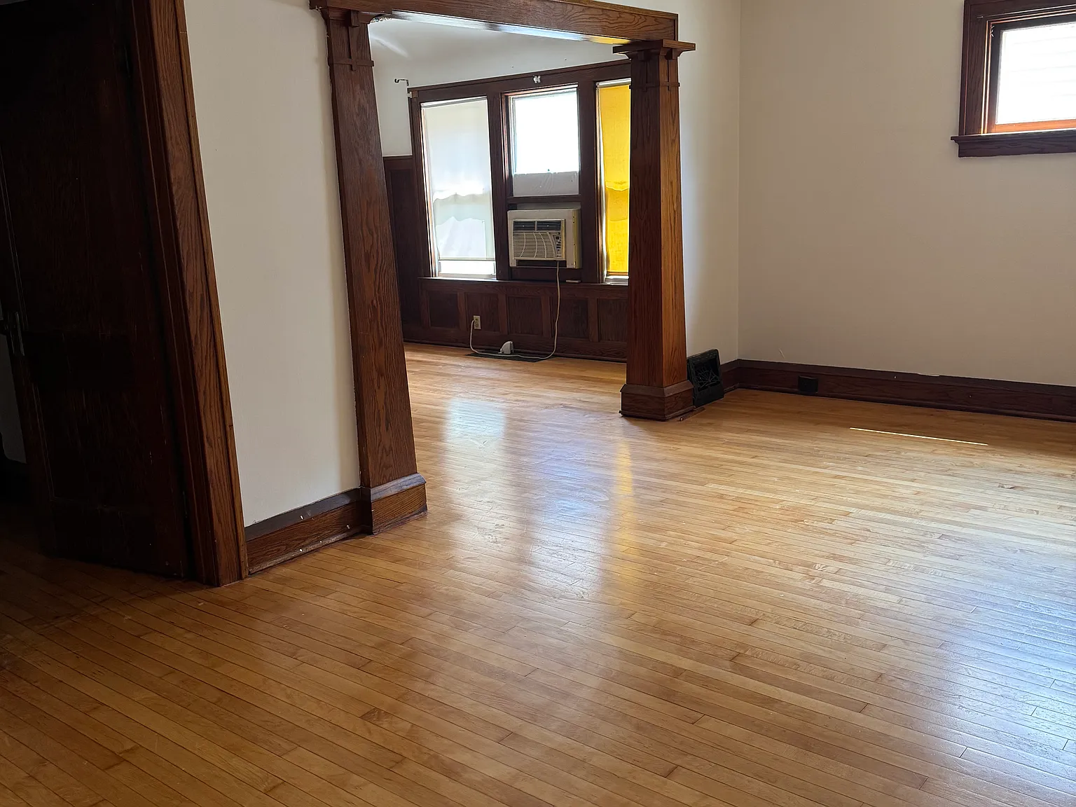 3 bed, 1313 sqft, $1,450 — Photo 1