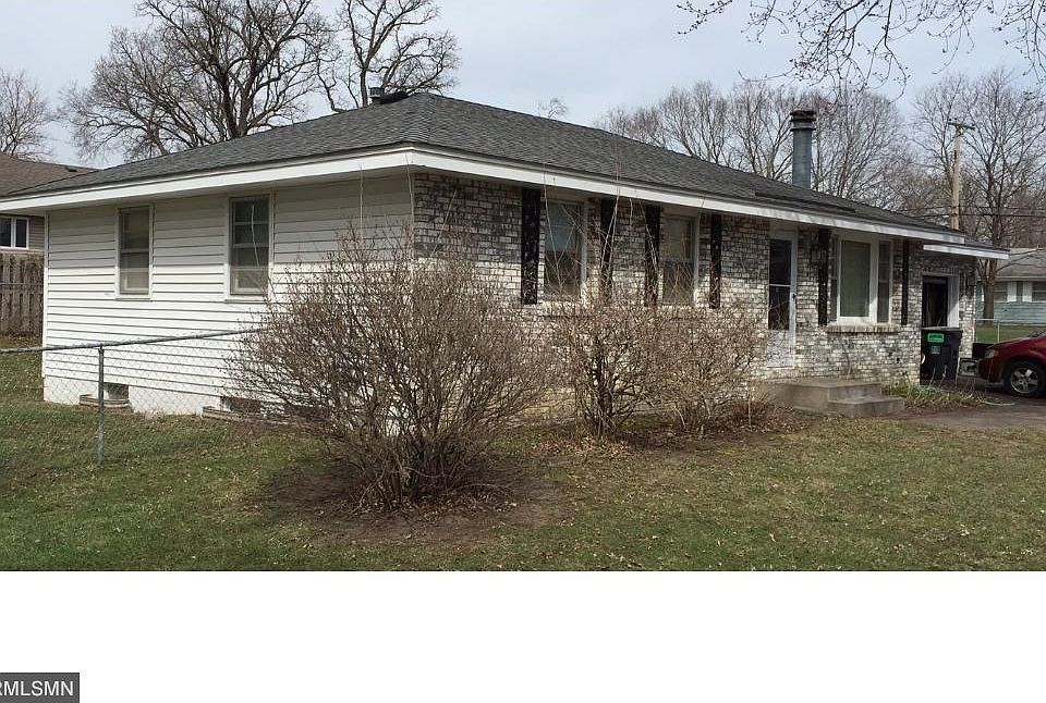 10200 Washburn Circle, Bloomington, MN