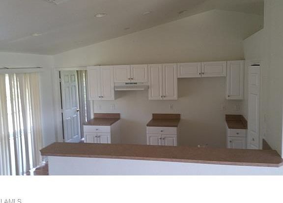 4th image of 909 Hibiscus Ave