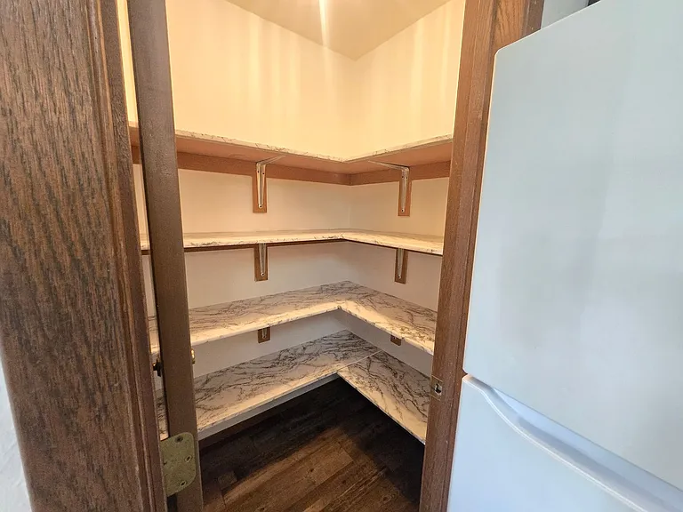 Pebble Creek Apartments — Photo 19