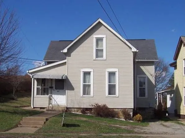 607 E Main St, Barnesville, OH 43713