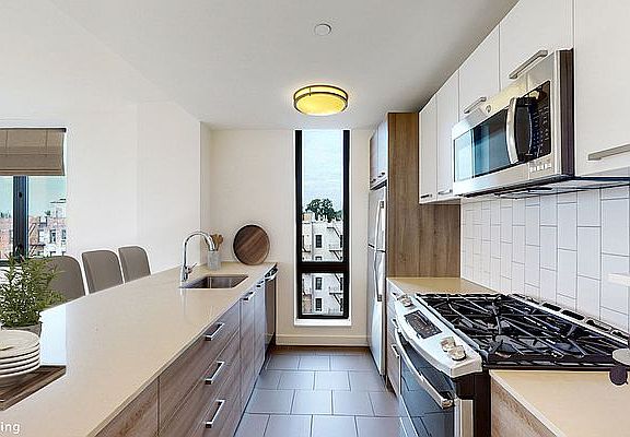3rd image of 626 Flatbush Ave APT 9G