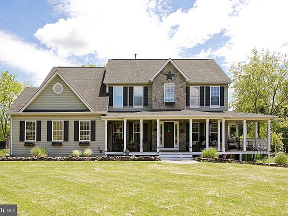 2nd image of 255 Bush Dr