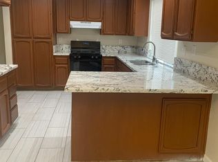 8000 Brightside Ct, Sacramento, CA 95828