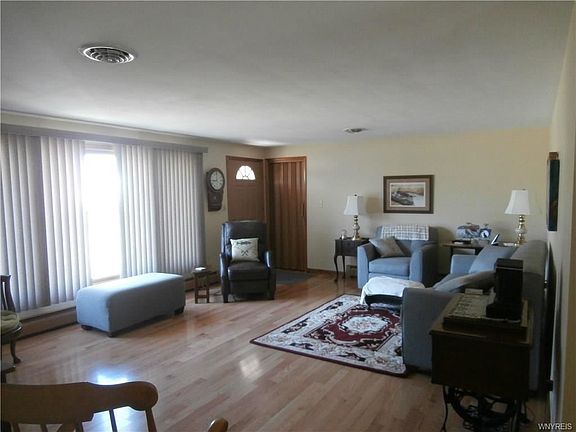 3rd image of 5371 Vista Ave