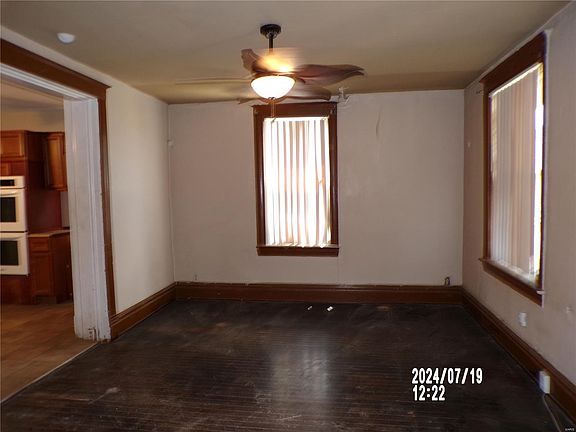2nd image of 4114 Ravenwood Ave