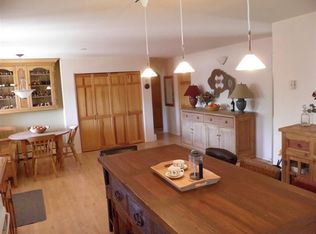 81 N Shining Sun, Santa Fe, NM 87506