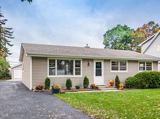 33102 N Sunset Ave, Grayslake, IL 60030