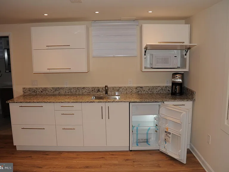 16632 Alden Ave — Photo 37