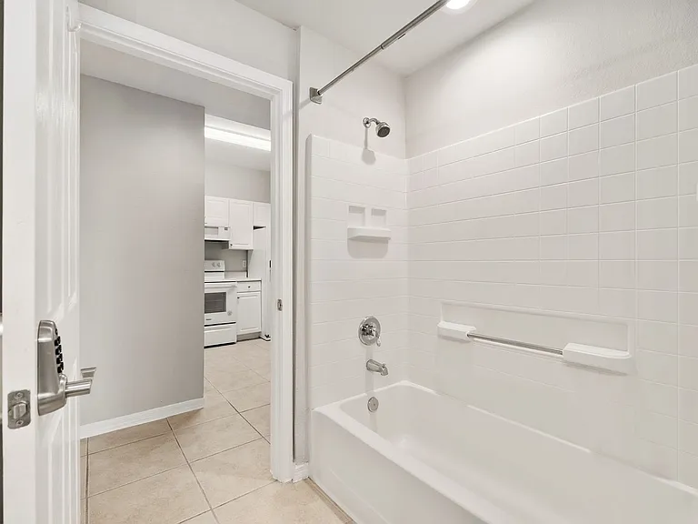 2291 NW 16th Ter #2291 — Photo 25