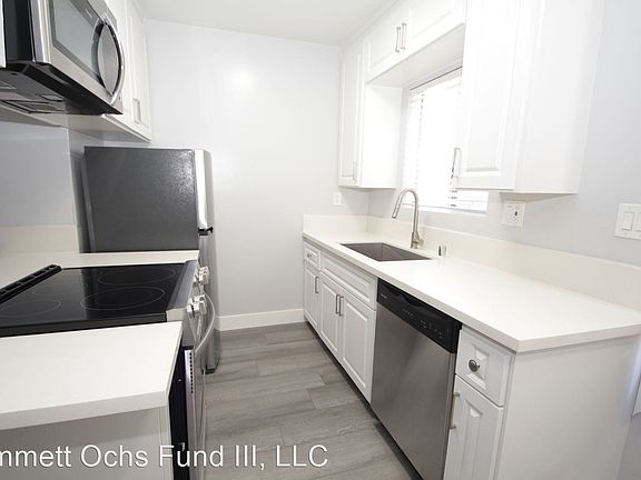 4th image of 1725 Purdue Ave APT 110