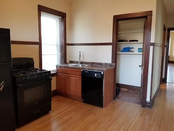5th image of 1714 W Highland Ave Unit 1