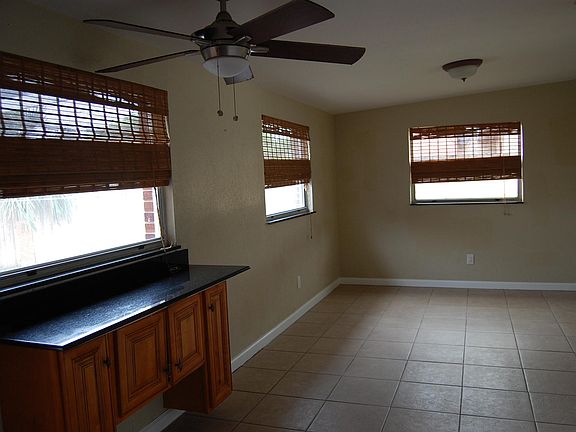 2nd image of 343 Harbor Dr