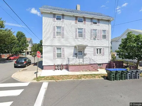 2 Trenton St Floor 1, Providence, RI 02906