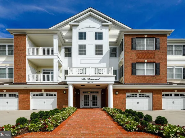 15130 Heather Mill Ln Unit 403, Haymarket, VA 20169