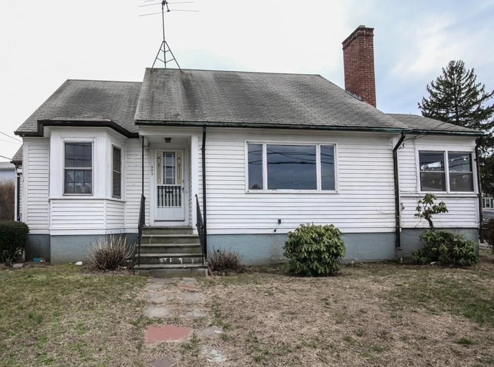 1st image of 806 Atwood Ave