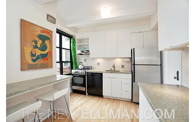 Sold by Douglas Elliman | media 20