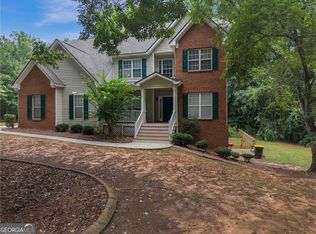 160 Perry Creek Dr, Fayetteville, GA 30215
