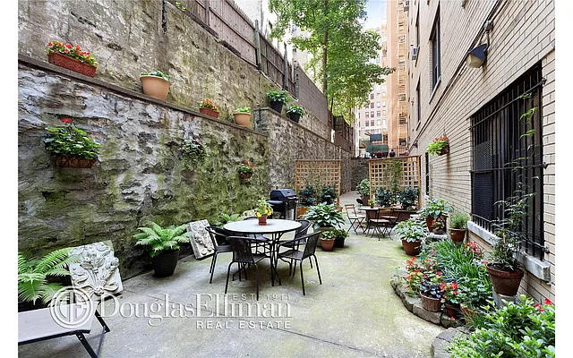 Sold by Douglas Elliman | media 7