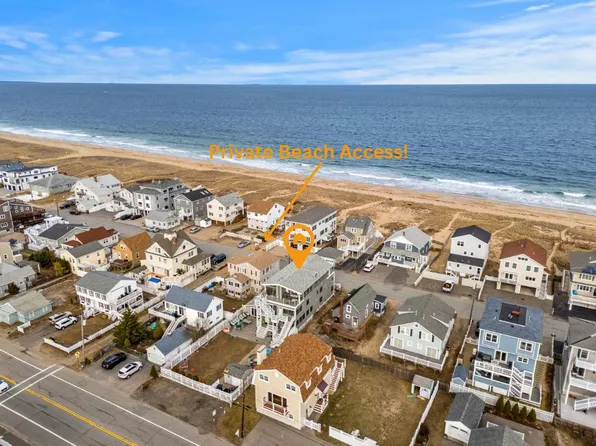 16 Commonwealth Ave #16CNAMASTE, Salisbury, MA 01952