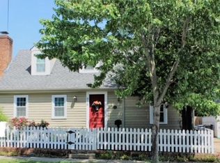 919 Hanover St, Fredericksburg, VA 22401