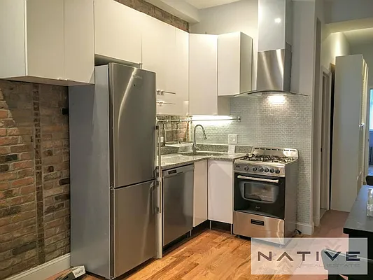 Rented by Native Real Estate LLC | media 14