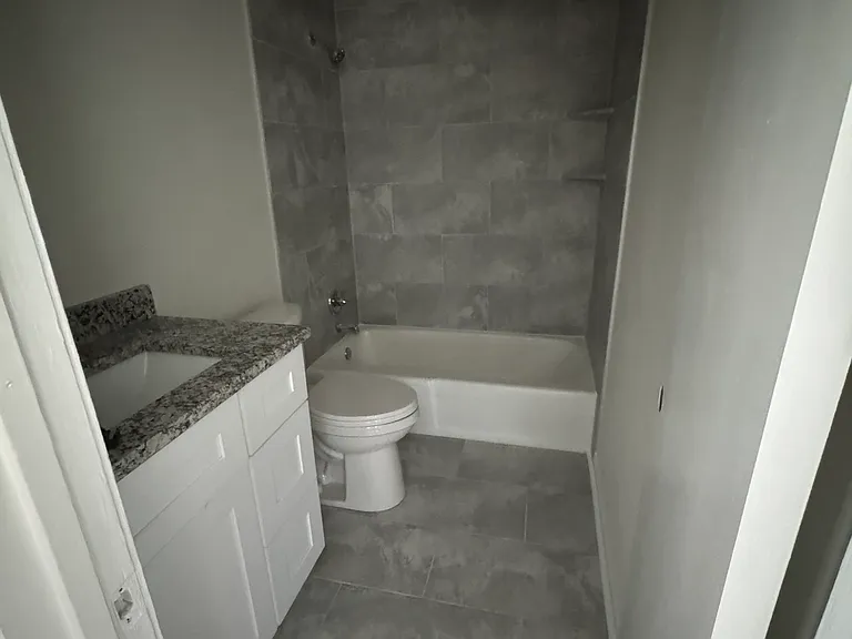 150 Orchard Rd #4 — Photo 10