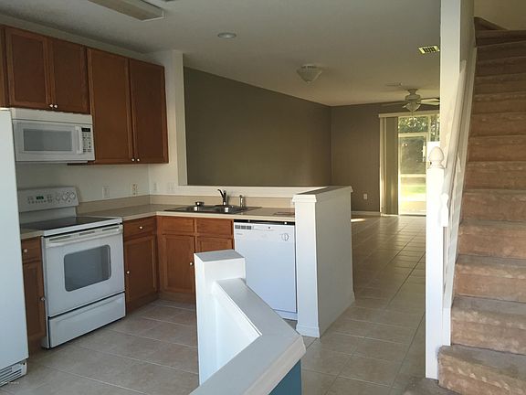 5th image of 1331 Hampton Park Ln #1331