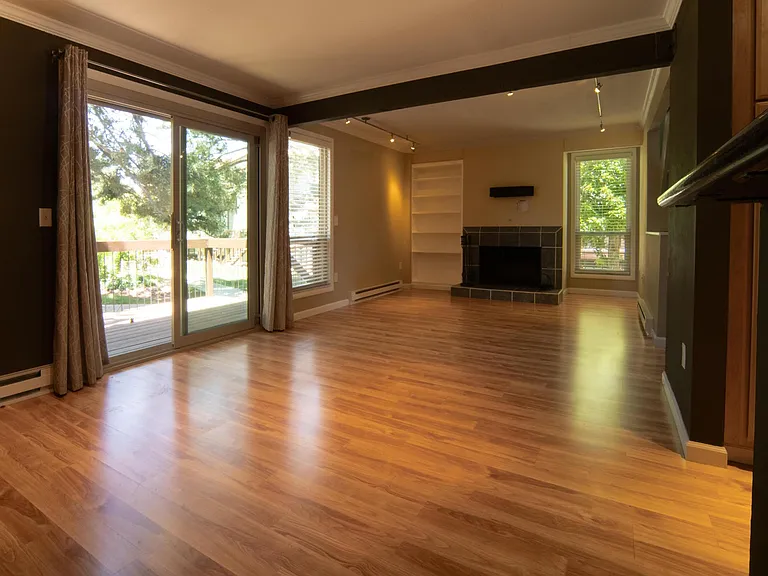 4220 Greenbriar Blvd — Photo 11