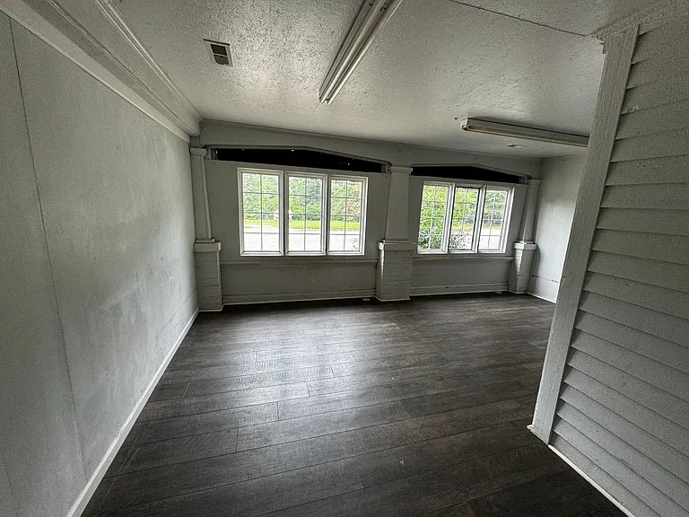 1004 Fallston Rd — Photo 11