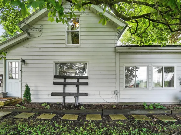 473 W County Line Rd, Springfield, OH 45502